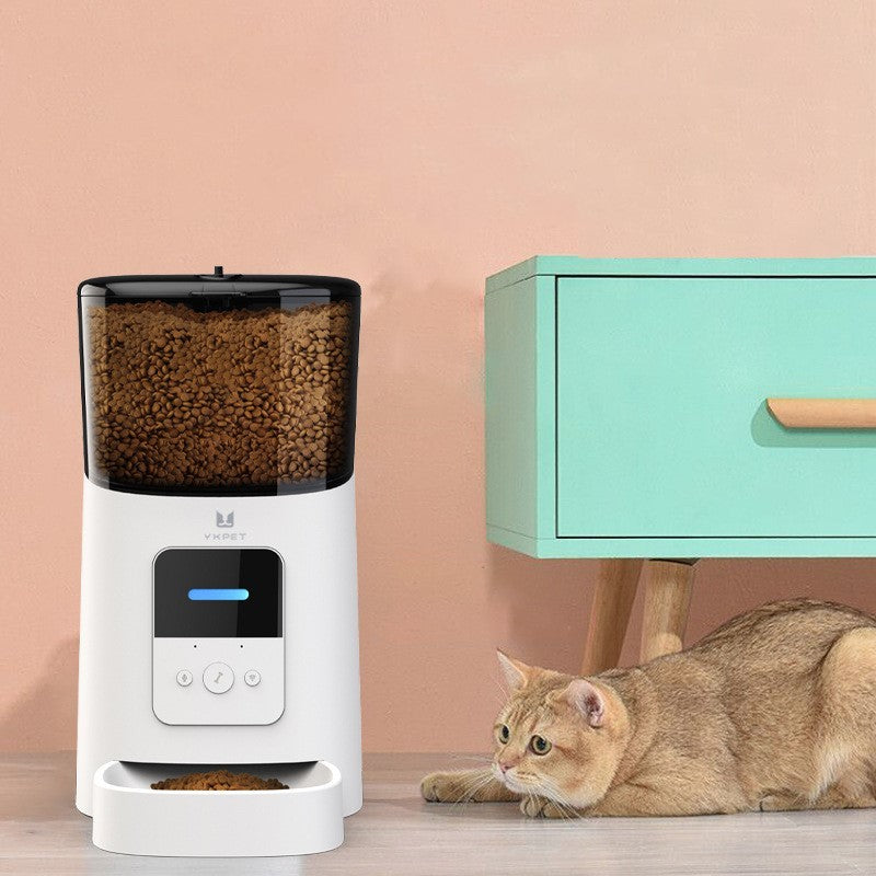 Automatic pet food dispenser for convenient feeding